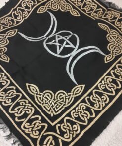 Altar Tarot Cloth: Triple Goddess With Pentagram - 24" x 24" (Gold/Silver on Black Pentacle/Pentagram) 37 71uJYy0fnIL