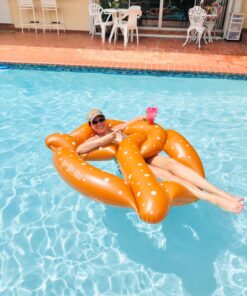 Swimline Giant Pretzel Swim Fun Inflatable Floating Seat, 1-Pack 32 71uPtcSukoL