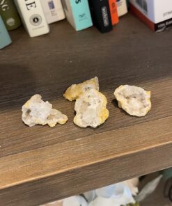 DANCING BEAR 25 Break Your Own Geodes, (Medium 1-1.5") 90% Hollow, Crack Open & Discover Amazing Surprise Crystals Inside! Educational Info and Instructions Included, Fun Party Favors & Prizes Medium (1-1.5") 33 71uSfD6t9KL