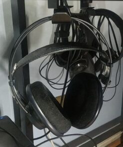 AKG Pro Audio K702 Over-Ear, Open-Back, Flat-Wire, Reference Studio Headphones,Black 34 71uczQEPLfL