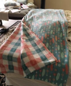 Brother Sewing and Quilting Machine, XR3774, 37 Built-in Stitches, Wide Table, 8 Included Sewing Feet 65 71uewB2Go3L