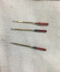 SINGER 04808 Titanium Universal Regular Point Machine Needles Woven Fabric, Assorted Sizes, 10-Count 80/11, 90/14, 100/16 10.0 25 71ujIhoVR0L