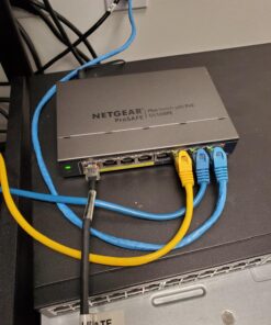 NETGEAR 8-Port PoE Gigabit Ethernet Plus Switch (GS108PEv3) - Managed, with 4 x PoE @ 53W, Desktop or Wall Mount, and Limited Lifetime Protection 8 port | 4xPoE 53W, Managed 25 71uqEKi2mnL