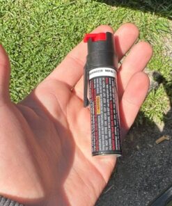 SABRE Advanced Pepper Spray, 3-in-1 Formula Contains Maximum Strength Pepper Spray, CS Military Tear Gas and UV Marking Dye, Compact Belt Clip for Easy Carry and Fast Access, 35 Bursts Black 40 71uugSK5gqL