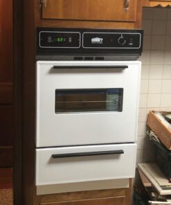Summit Appliance WTM7212KW 24" Wide Gas Wall Oven with Electronic Ignition, Digital Clock/Timer, Interior Light, Lower Broiler Compartment White 15 71uw0RATPhL