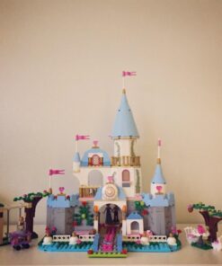 LEGO Disney Princess 41055 Cinderella's Romantic Castle 29 71v29isBD1L
