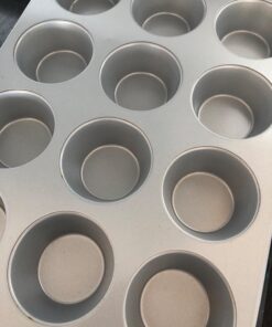 Wilton Recipe Right Muffin Pan, 12-Cup Non-Stick Muffin Pan Regular 12pcs 37 71v2ZKpVIbL