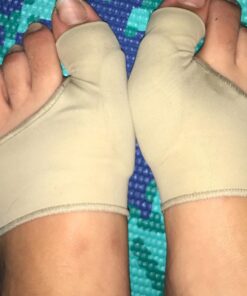 Bunion Corrector for Women & Men - Bunion Pads Relief Orthopedic Sock Cushion Sleeve Splint Gel Protector Support Brace w/ Non-Slip Grip - Bunion Remover Toe Guard - Fix Hallux Valgus Med. 2 Pcs Medium (2 Count) 30 71vzg256sOL