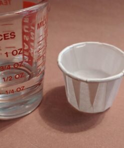 SOLO Paper Medicine Cups - 1 oz., Box of 250 16 71w0ATie GL