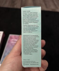 Solawave 4-in-1 Radiant Renewal Wand and Serum Bundle, Face Skincare Wand with Facial Massager, Facial Wand with Renew Complex Serum Blue/Pink Ombre 35 71w9K807WfL