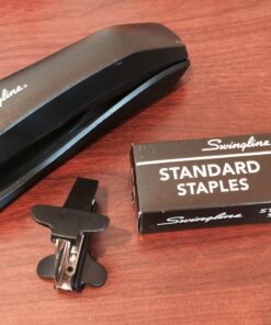 Swingline Stapler Value Pack, 20 Sheet Capacity, Jam Free, includes Standard Stapler, 5000 Staples and Staple Remover, Black (54551) 28 71wTdb37hJL