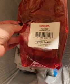 Kangaroo Fake Blood for Halloween, Special Effects Makeup, True Blood Color, 14 oz, Package May Vary 47 71wdkRmF1PL