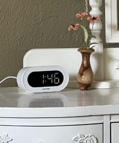 REACHER Small LED Digital Alarm Clock with Snooze, Simple to Operate, Full Range Brightness Dimmer, Adjustable Alarm Volume, Outlet Powered Compact Clock for Bedrooms, Bedside, Desk, Shelf(White) White Digit 39 71whzTvEPGL