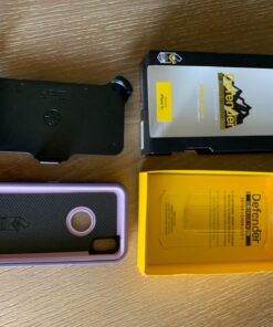 OtterBox DEFENDER SERIES SCREENLESS EDITION Case for iPhone Xr - Polycarbonate, Built-in Screen Protector, Retail Packaging - PURPLE NEBULA (WINSOME ORCHID/NIGHT PURPLE) 38 71xMsdToJZL