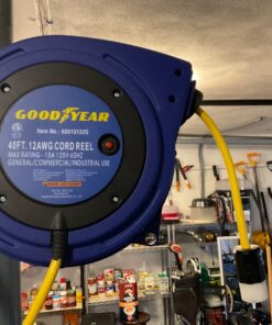 Leviton 5269-C 15 Amp, 125 Volt, Connector, Straight Blade, Industrial Grade, Grounding, Black-White 7 71xQUI71KyL