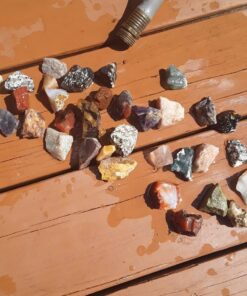 Hypnotic Gems 2 Pounds (Best Value) Bulk Rough India Stone Mix - Over 25 Stone Types - Large 1" Natural Raw Stones & Fountain Rocks for Cabbing, Tumbling, Lapidary & Polishing and Reiki Healing #A: 2 Pound Lot 44 71xQYli1kzL