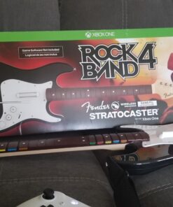 Rock Band 4 Wireless Fender Stratocaster Guitar Controller for Xbox One - Black 17 71xSSQizM5L