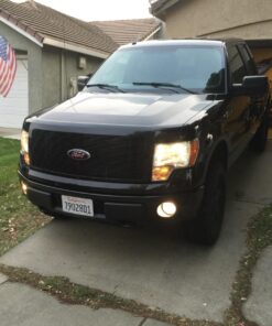 SYLVANIA - H13 (9008) SilverStar zXe High Performance Halogen Headlight Bulb - Bright White Light Output, HID Attitude, Xenon Fueled Technology (Contains 2 Bulbs) H13 zXe 35 71xXZMpZrL