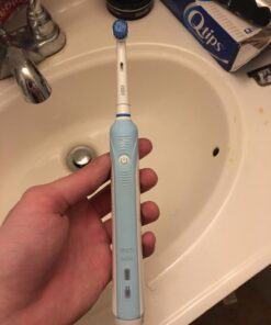 Oral-B Sensitive Gum Care Electric Toothbrush Replacement Brush Heads Refill, 3 Count Sensitive Gum Care Refills (3) 21 71xZv7wmLCL