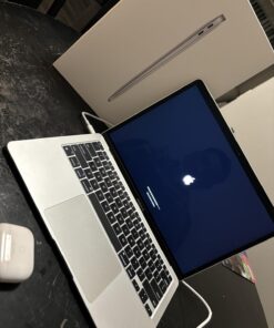 Apple 2020 MacBook Air Laptop M1 Chip, 13” Retina Display, 8GB RAM, 256GB SSD Storage, Backlit Keyboard, FaceTime HD Camera, Touch ID. Works with iPhone/iPad; Silver Without AppleCare+ 28 71xaXGhvMxL