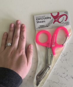 Trauma Shears with Carabiner - Stainless Steel Bandage Scissors for Surgical, EMT, EMS, Medical, Nursing, and Veterinary Use, First Aid Supplies and Accessories, 7.5-inch, Pink 1 Count (Pack of 1) 27 71xhyx3gmTL