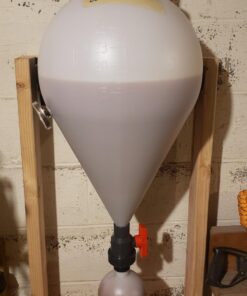FASTFERMENT - FFT FastFerment Conical Fermenter 7.9 Gallon HomeBrew Kit BPA Free Food grade Primary Carboy Fermenter: Beer Brewing, Wine Fermentation or a Hard Cider brewing kit. Wall mount included 25 71xmuigKcaL