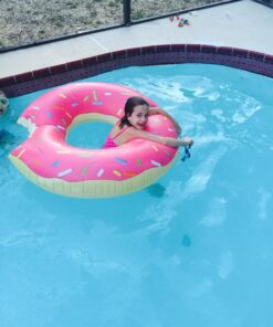 BigMouth Inc. Giant Pool Float Strawberry Frosted 40 71xsvjinQ L