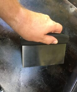 Blackstone 1542 Flat top Griddle Professional Grade Accessory Tool Kit (5 Pieces) 16 oz Bottle, Two Spatulas, Chopper/Scraper and One Cookbook-Perfect for Cooking Indoor or Outdoor, Multicolor 42 71yAuc5osBL