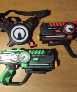 ArmoGear Laser Tag – Laser Tag Guns with Vests Set of 4 – Multi Player Lazer Tag Set for Kids Toy for Teen Boys & Girls – Outdoor Game for Kids, Adults and Family – Ages 8+ Battery Operated 35 71yQp7Ao7LL 1