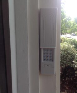 CHAMBERLAIN Clicker Keyless Entry KLIK2U-P2, Works with Chamberlain, LiftMaster, Craftsman, Genie and More, Security +2.0 Compatible Garage Door Opener Keypad, White 55 71yUgiK K4L