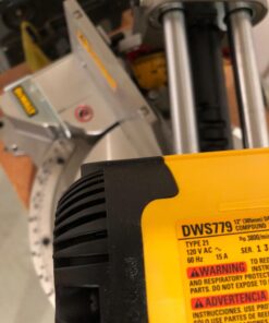 DEWALT Miter Saw Crown Stops (DW7084) 36 71yYXpmuJvL