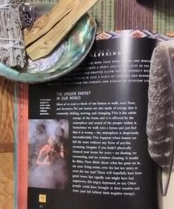 The Smudging and Blessings Book: Inspirational Rituals to Cleanse and Heal Paperback 26 71ygAaN2OL