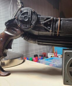 Rubie's DC Comics Batman v Superman: Dawn of Justice Batman Grappling Gun Costume Accessory 9 71yhtdjU7wL