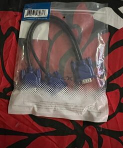Cable Matters 1ft Full HD 1080P VGA Splitter Cable (VGA Y Cable) for Screen Duplication - Does NOT Show Separate Displays (No Screen Extension) 1 33 71ytF4dQdJL