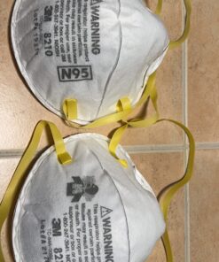 3M Personal Protective Equipment Particulate Respirator 8210, N95, Smoke, Dust, Grinding, Sanding, Sawing, Sweeping, 20 Count (Pack of 1) 20 Count (Pack of 1) 37 71yvlQ570DL