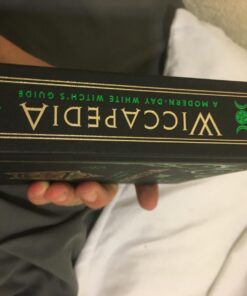 Wiccapedia: A Modern-Day White Witch's Guide (Volume 1) (The Modern-Day Witch) 30 71z479zyvDL