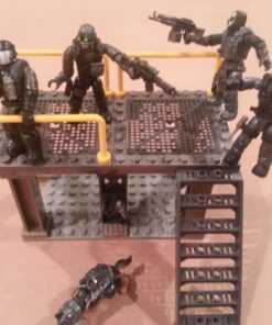 Mega Bloks Call of Duty Covert Ops Unit  Playset 33 71zIFE xIlL