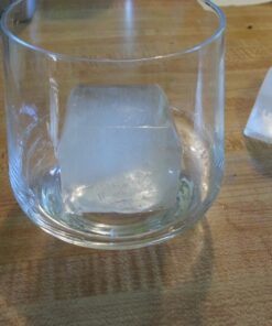 Home-Complete Large Ice Molds Silicone Trays Makes 8, 2”x 2” Big Cubes BPA-Free, Flexible-Chill Water, Lemonade, Cocktails, and More, Black(Pack Of 2) 2"x2"9(2 Pack) 54 71zROw3xVZL