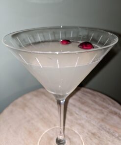 Mikasa Cheers Martini Glass, 10-Ounce, Set of 4 4 Count (Pack of 1) 41 71zzyPd0WxL