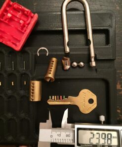 Master Lock 410RED Lockout Tagout Safety Padlock with Key Red 1-1/2", 1-3/4" 22 81 DobjaifL