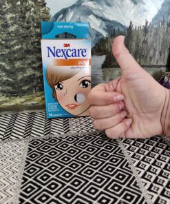 Nexcare Acne Cover, Skin Cover Absorbs Pus and Oil From Clogged Pores, Suitable Skincare for Most Skin Types - 36 Acne Covers 36 Count (Pack of 1) 45 81 VDZeog3L
