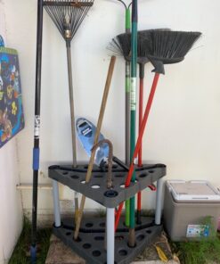 Rubbermaid Plastic Garage Corner Tool Tower Rack, Easy to Assemble, Organizes up to 30 Long-Handled Tools/Rakes/ Brooms/Shovles for Home/House/Outdoor/Sheds Corner Tower 31 81 hpSU3yZL