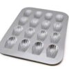 USA Pan Bakeware Madeleine Pan, 16-Well, Aluminized Steel 29 81 tahtD1oL