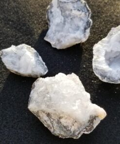 Large Size Break Open Geodes Kit 12 Whole Geodes By Ancient Treasure Adventures 79 8101K9roLYL