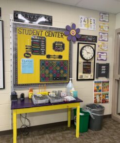 Teacher Created Resources TCR5615 Chalkboard Brights Calendar Bulletin Board Set, Paper, Multi 31 810AwLJEIYL