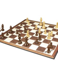 Family Classics Chess by Pressman - with Folding Board and Full Size Chess Pieces 10 810EHjtGQ3L
