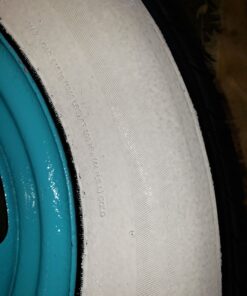 Flex Seal Liquid, 32 oz, White, Liquid Rubber Coating Sealant, Waterproof, Flexible, Breathable, and UV Resistant, Roof Repair, Basements, RV, Campers, Trailers, Marine, EPDM, Masonry 32-oz 34 810Q56SmCzL