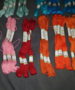 Premium Rainbow Color Embroidery Floss - Cross Stitch Threads - Friendship Bracelets Floss - Crafts Floss - 116 Pcs - 105 Skeins Per Pack and Set of 10 Embroidery Needles and 1 Threader 59 810We95M2kL