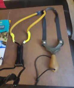 SimpleShot Scout XT Slingshot with Target, Clay Ammo and Bands for Professional Hunting and Powerful Target Shooting Sling Shot Camo 19 8111JiZLrL