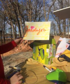 Crayola Air Marker Sprayer Airbrush Kit, Gift for Kids Age 8, 9, 10 37 8115TYyPtVL 1